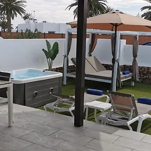 New Lanzasuites Villa Playa Blanca (Lanzarote)