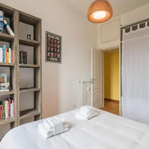 The Best Rent - Colourful Two-bedroom Near Termini Station Apartment
