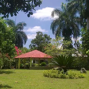 Los Palmares & Eventos Homestay San Cristobal