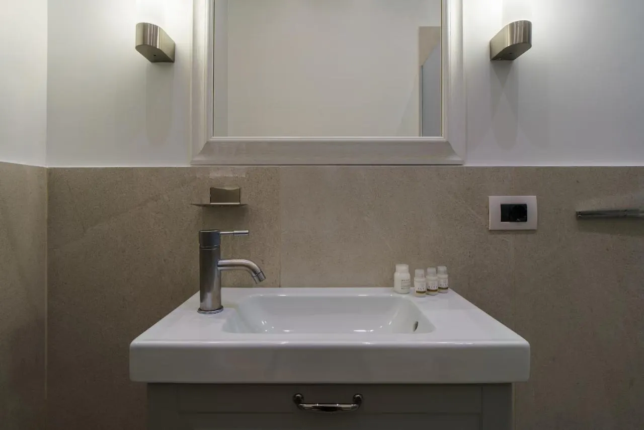 Apartment La Dolce Vita Farini Rome
